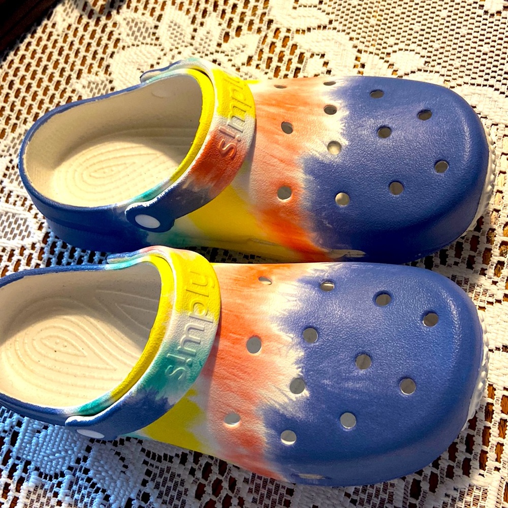 Simply Southern crocs